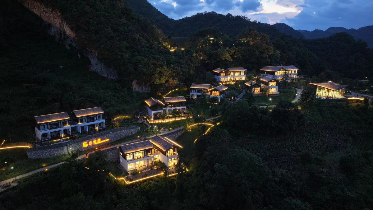 普者黑酒店住宿：云南摄影