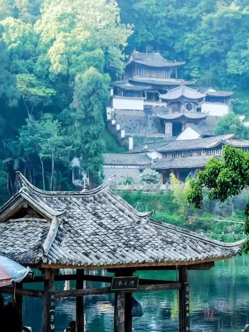 和顺古镇 · 水榭亭台