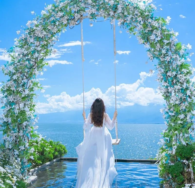 洱海 · 花艺拱门