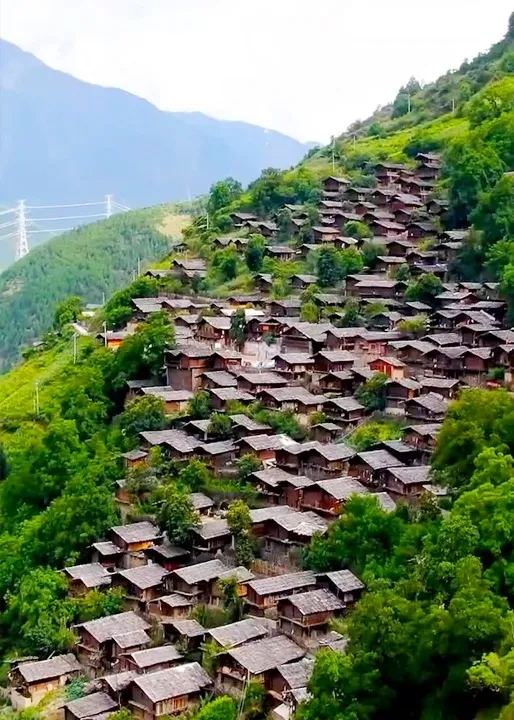 同乐村 · 傈僳族古寨